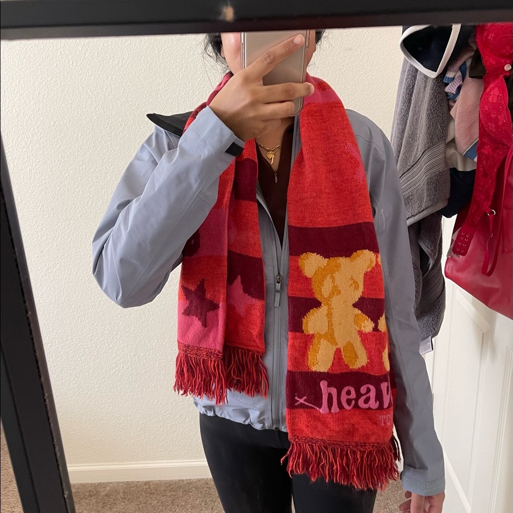 SOLD Heaven by Marc jacobs charm scarf 🧣 - Picture 2 of 7